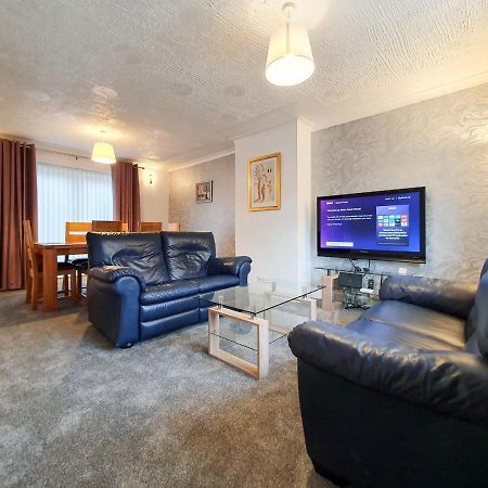 3 bedroom house Amazon M90 Dunfermline Edinburgh Buitenkant foto
