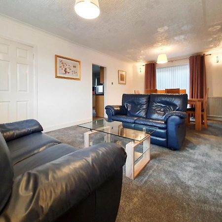 3 bedroom house Amazon M90 Dunfermline Edinburgh Buitenkant foto